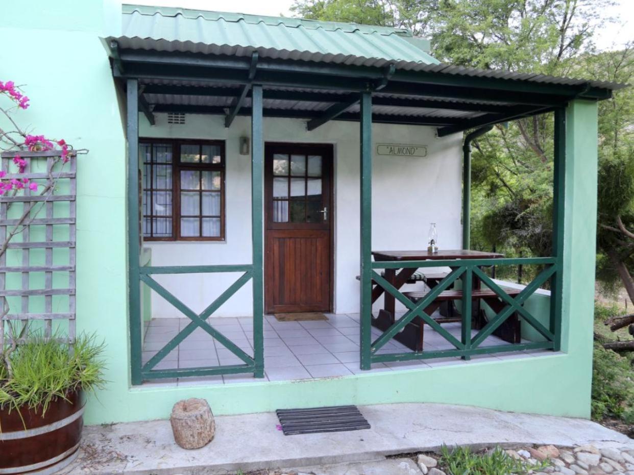 Rainbow Glen Self Catering Chalets Montagu Quarto foto